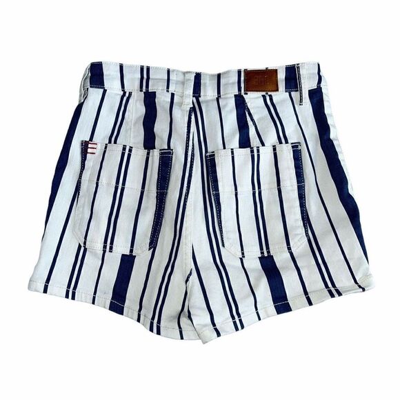 BDG Urban Pinup High Rise Denim Shorts - Picture 4 of 6